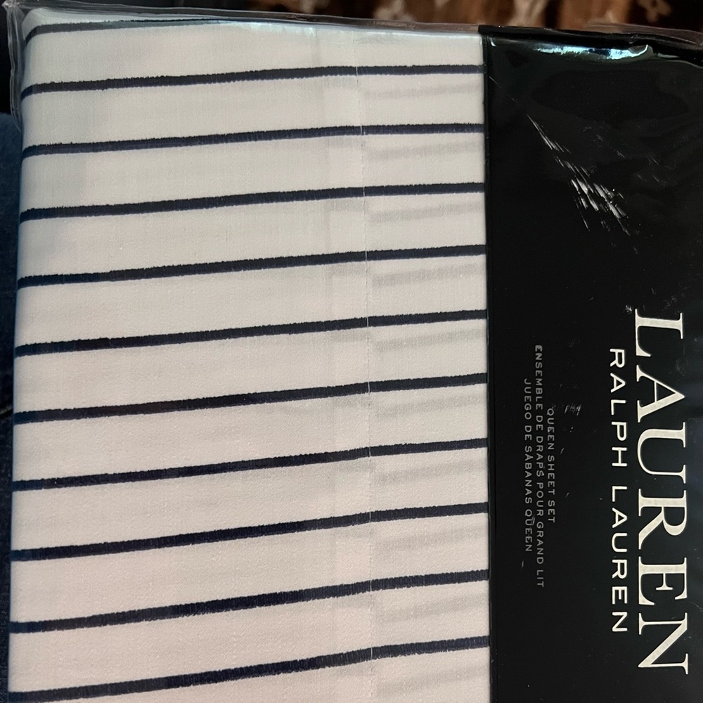 Brand new sheets set